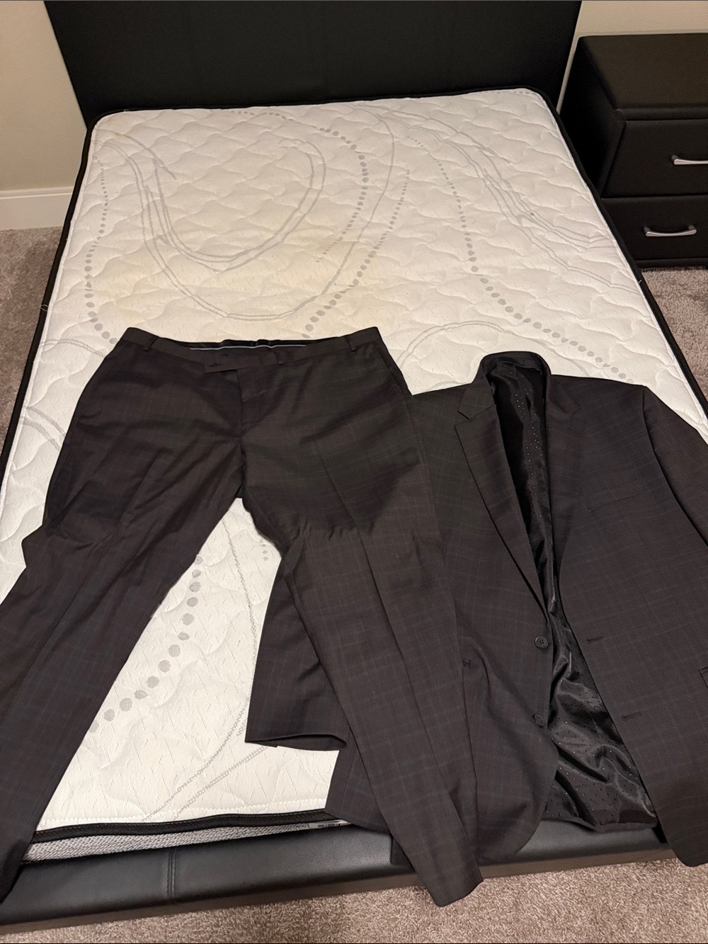 Banana Republic Men's Charcoal Plaid Suit Jacket & Pants